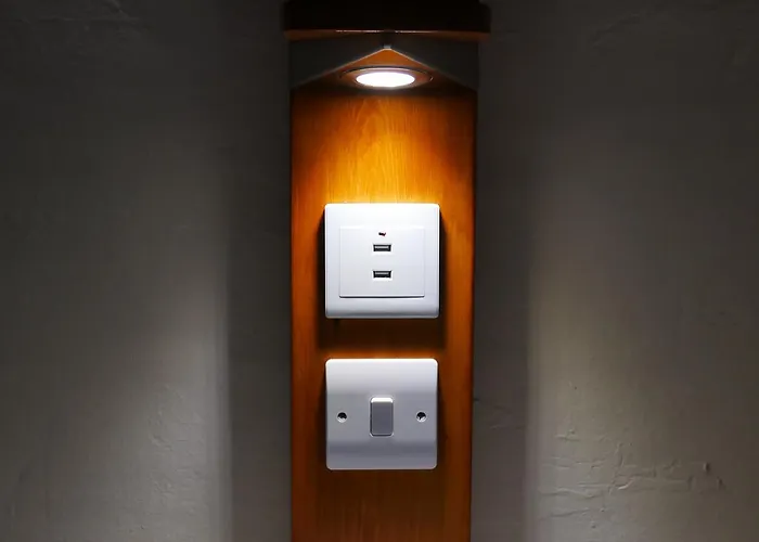 شباب إلتيرووتر