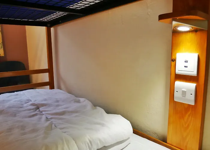 شباب بيت شباب *